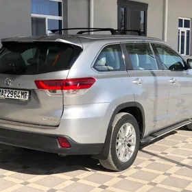Toyota Highlander 2018