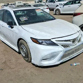 Toyota Camry 2023