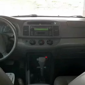 Toyota Camry 2003