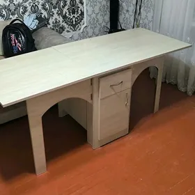 стол