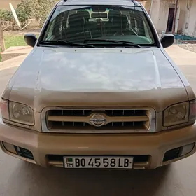 Nissan Pathfinder 2000
