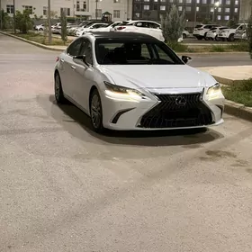 Lexus ES 350 2020