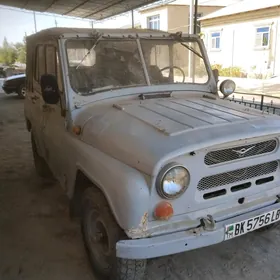 UAZ 469 1995