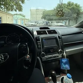 Toyota Camry 2012