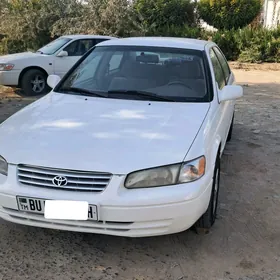 Toyota Camry 1998