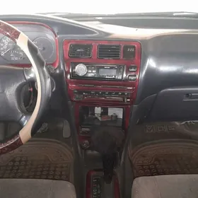 Toyota Corolla 1993