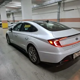 Hyundai Sonata 2022