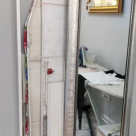 утик утикленян айналы шкаф