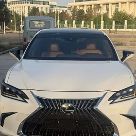 Lexus ES 350 2019