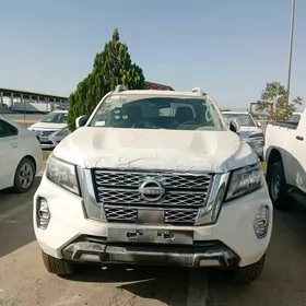 Nissan Navara 2024