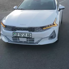 Kia K5 2020