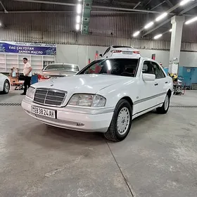Mercedes-Benz C320 1996