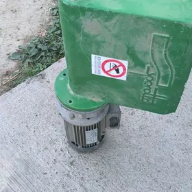 матор
