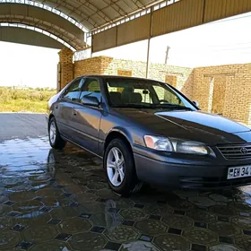 Toyota Camry 1997