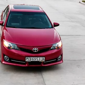 Toyota Camry 2012