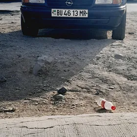 Opel Astra 1993