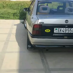 Opel Vectra 1989