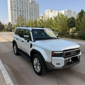 Toyota Land Cruiser Prado 2025