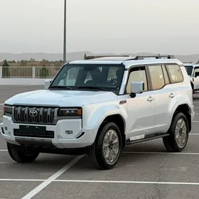 Toyota Land Cruiser Prado 2025