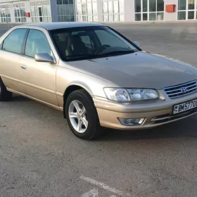 Toyota Camry 1997