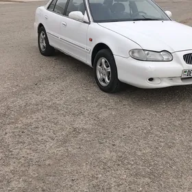 Hyundai Sonata 1998