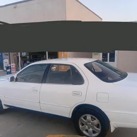 Toyota Camry 1993