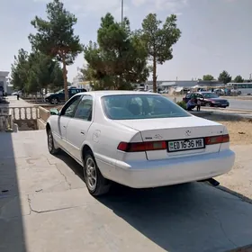 Toyota Camry 1997