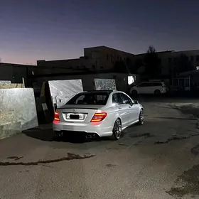 Mercedes-Benz C350 2008