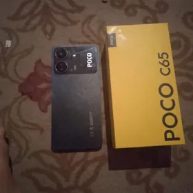 POCO C65.