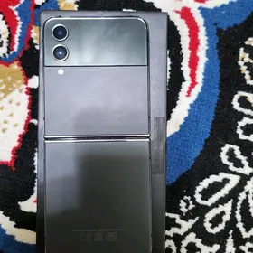 z flip 4