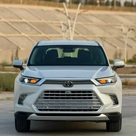Toyota Grand Highlander 2025