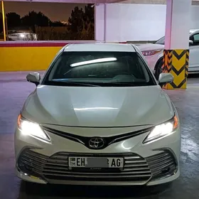 Toyota Camry 2023