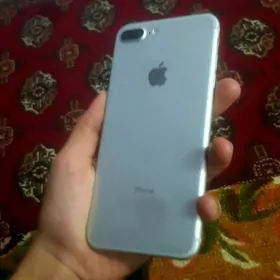 iPhone 7+