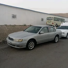 Nissan Maxima 1995
