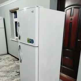 LG