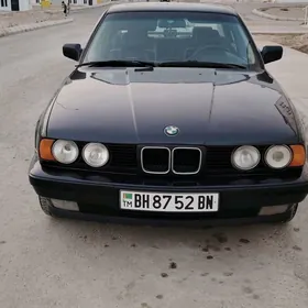 BMW 525 1989