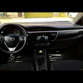 Toyota Corolla 2014