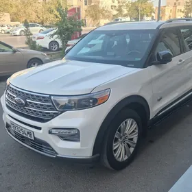 Ford Explorer 2023