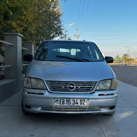 Opel Sintra 1999