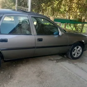 Opel Vectra 1992