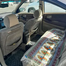 Nissan Maxima 2000