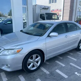 Toyota Camry 2010