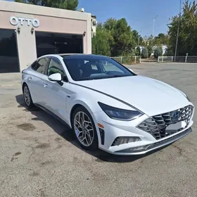 Hyundai Sonata 2021