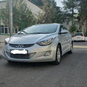 Hyundai Elantra 2011