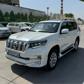 Toyota Land Cruiser Prado 2023