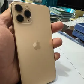 iPhone 11pro gold