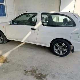 Nissan Almera 1996