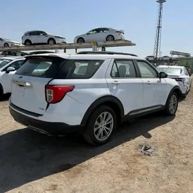 Ford Explorer 2022