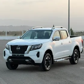 Nissan Navara 2025