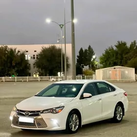 Toyota Camry 2016
